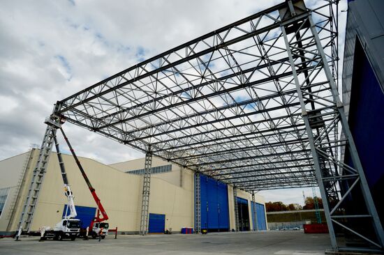 Construction of ship-building complex Zvezda