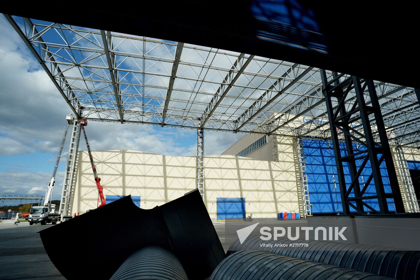 Construction of ship-building complex Zvezda