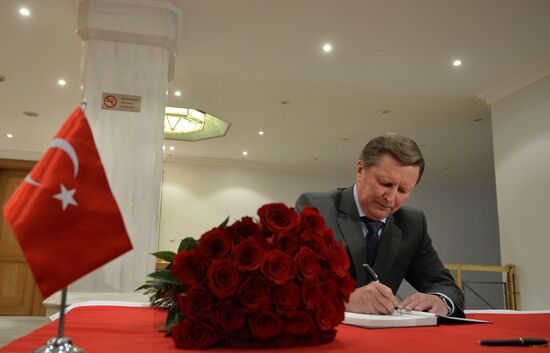 Presidential office chief Sergei Ivanov leaves in Turkish embassy his message of condolences over recent act of terrorism in Ankara