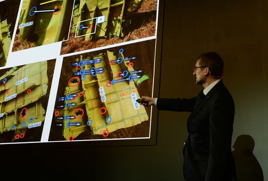 Presenting the results of the Boeing 777 crash simulation