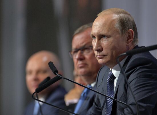 Vladimir Putin attends 7th Russia Calling! VTB Capital Investment Forum