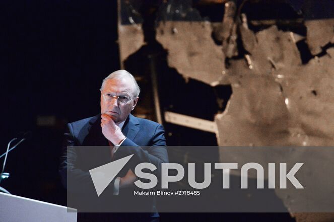 Chairman of the Dutch Safety Board Tjibbe Joustra presents its report on the cause of the crash of Malaysia Airlines Flight 17 in Eastern Ukraine on July 17, 2014 at a Dutch military base in Gilze-Rijen. Location: Netherlands. Author: Maksim Blinov. Dutch Safety Board releases report into Malaysia Airlines Flight 17 disaster