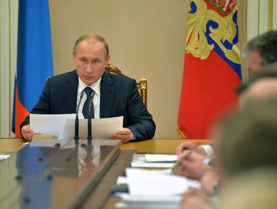 President Vladimir Putin holds a meeting with Russian Government members