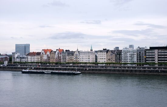 Cities of the world. Düsseldorf