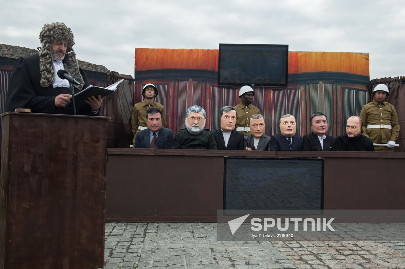 Performance "Trial" on Moscow's Square of Europe