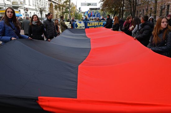 "March of Heroes" in Kiev