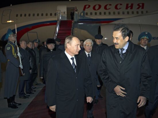 Vladimir Putin visits Kazakhstan