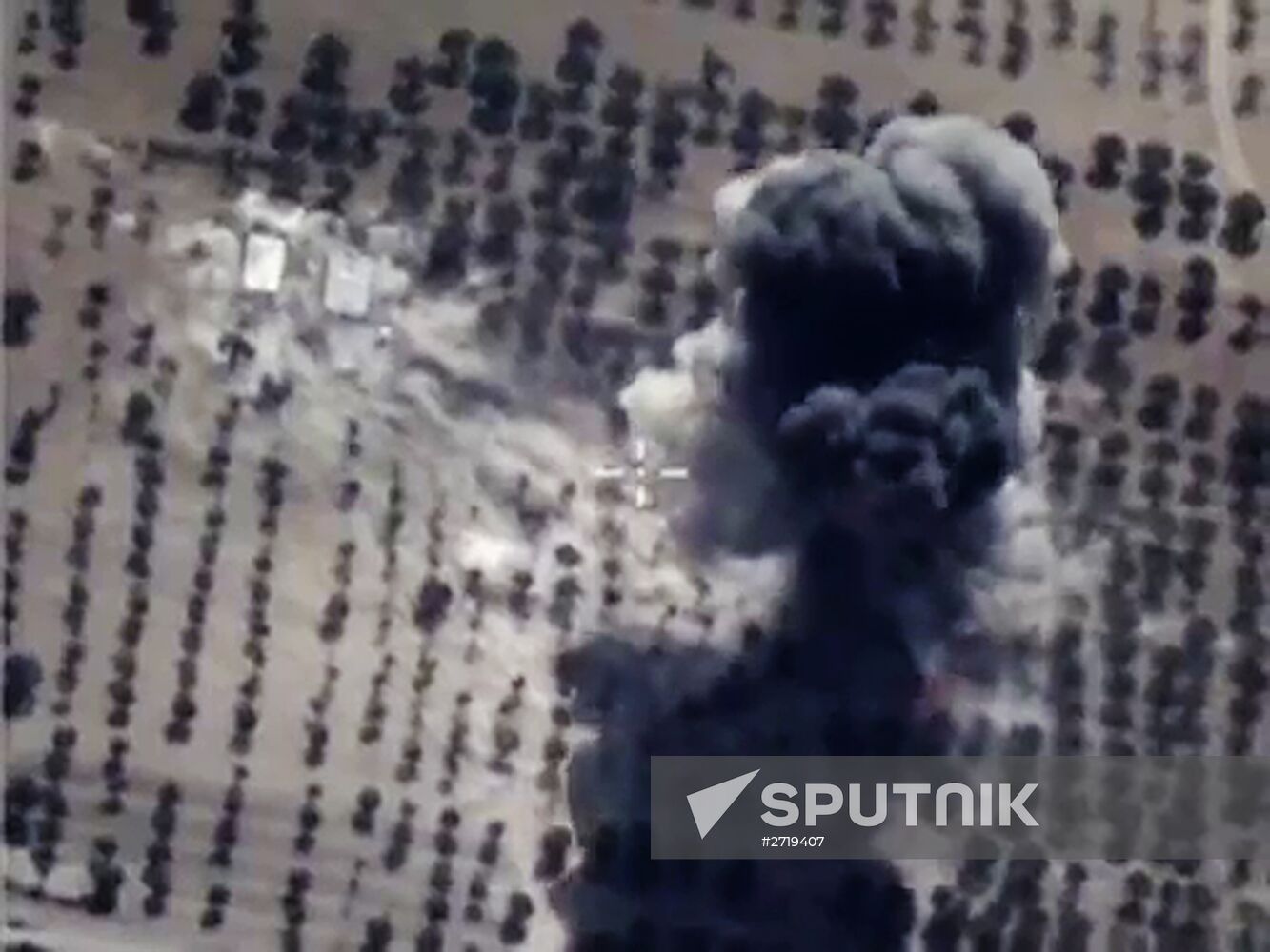 Russian Aerospace Forces conduct targeted air strikes on armored vehicles, fuel and lubrication materials storages