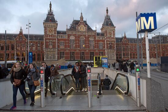World cities. Amsterdam