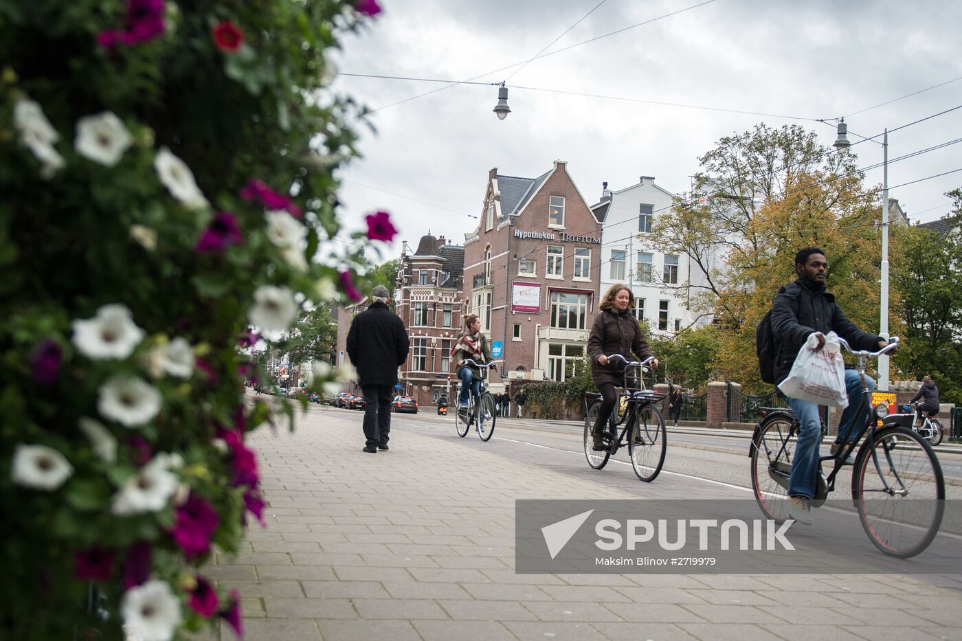 World cities. Amsterdam