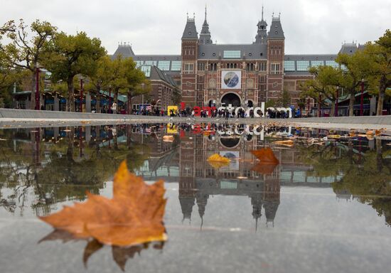 World cities. Amsterdam