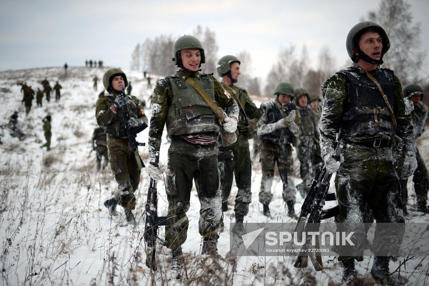 Russian Interior Troops take national tests for the right to wear maroon beret