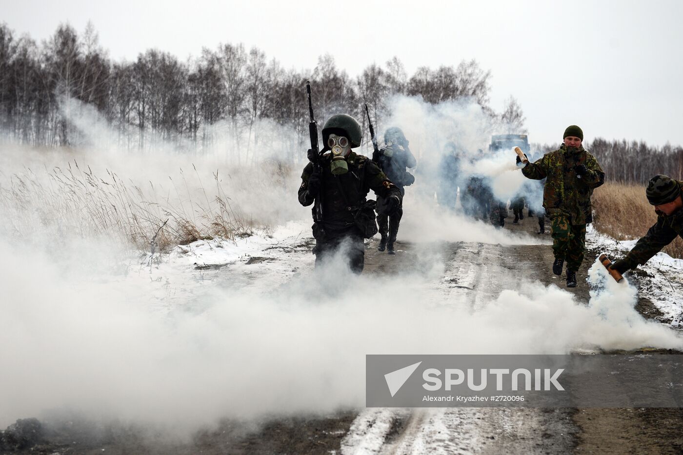 Russian Interior Troops take national tests for the right to wear maroon beret
