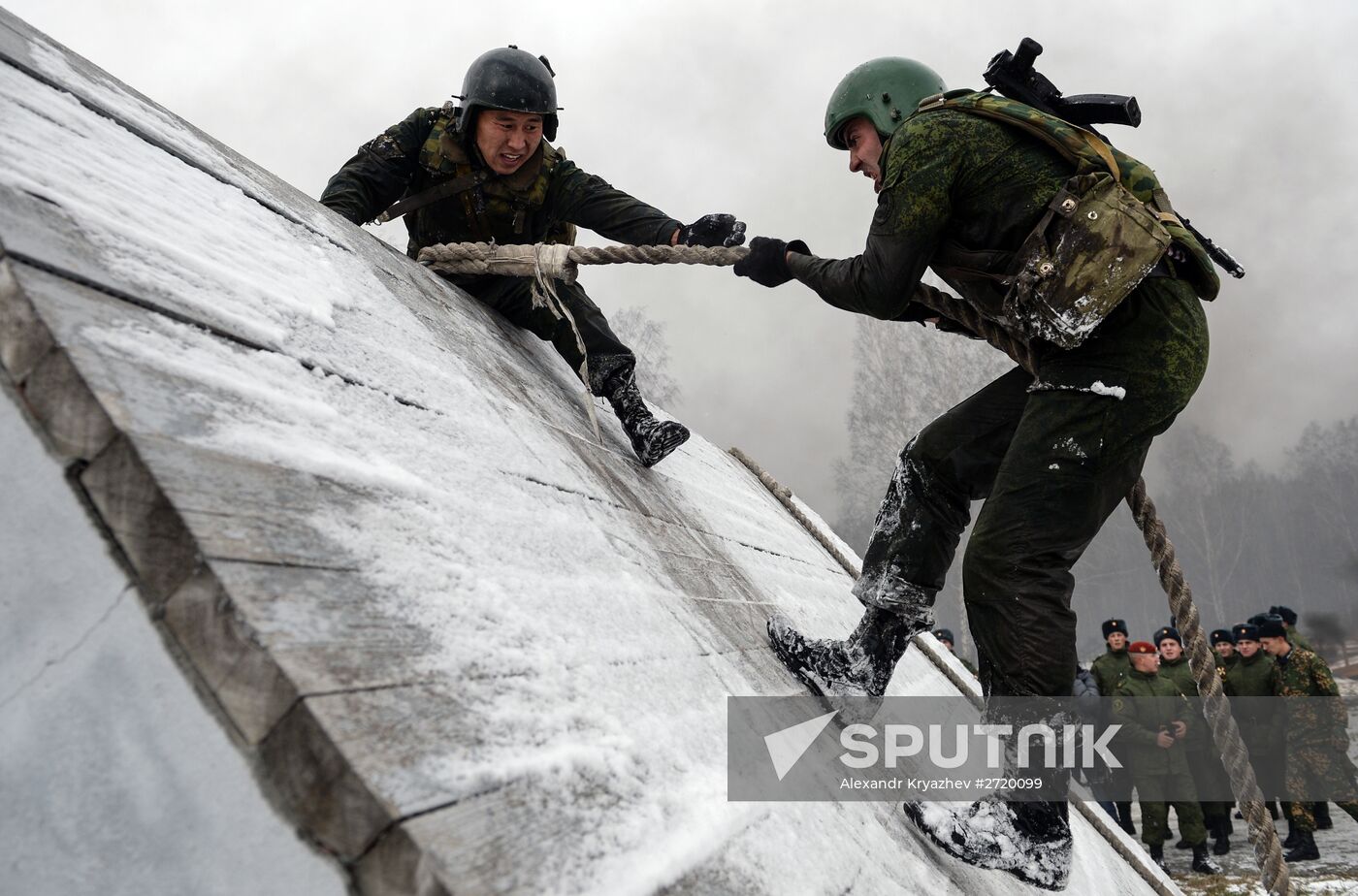 Russian Interior Troops take national tests for the right to wear maroon beret
