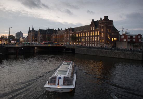 World cities. Amsterdam