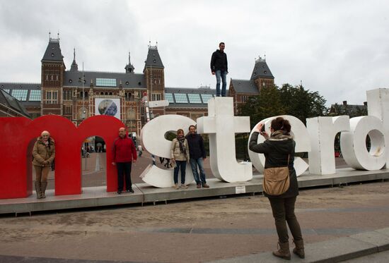 World cities. Amsterdam