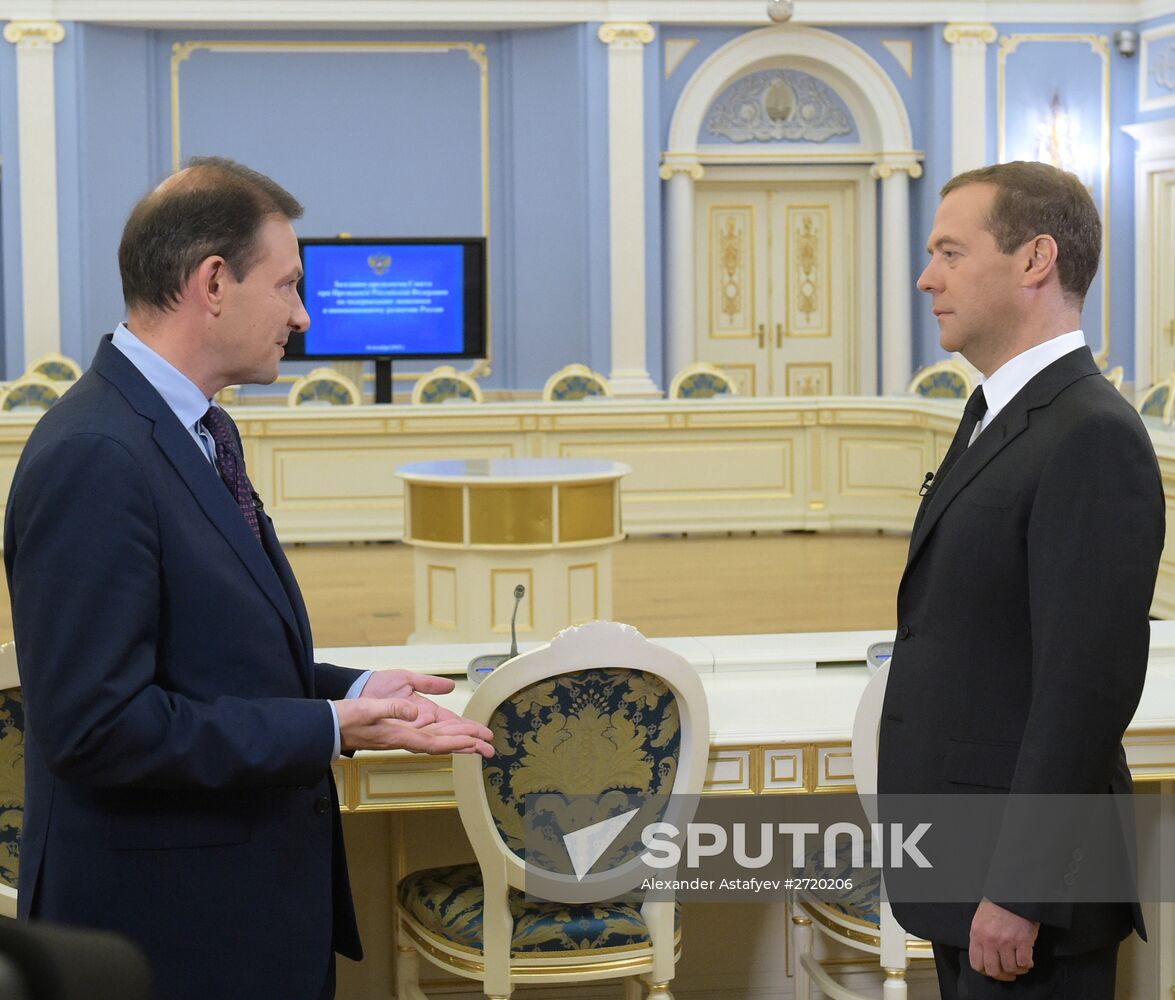 Prime Minsiter Medvedev gives interview to Saturday News anchor Sergey Brilyov