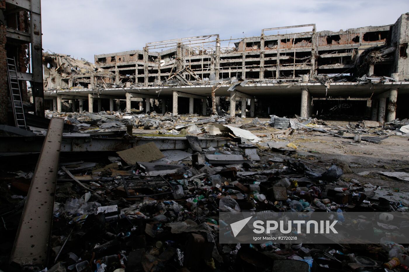 Self-defense fighters resume search for dead on territory of Donetsk Airport