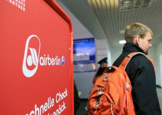 Air Berlin stops flights to Russia