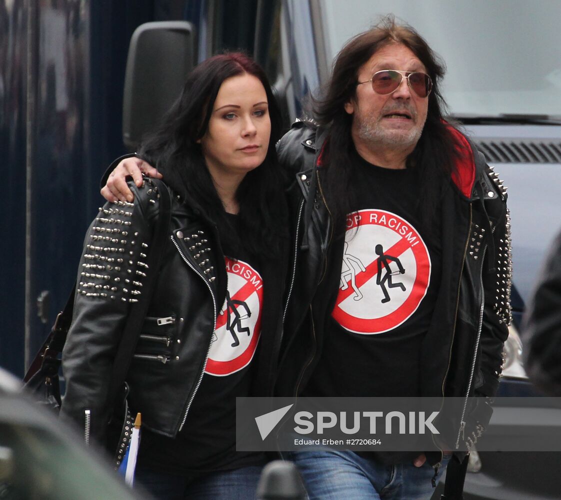 Rallies for and against migrants in Prague