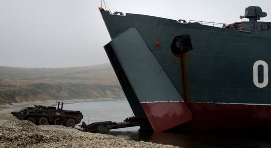 Pacific Fleet Marines Brigade holds exercise