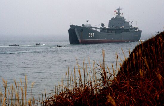 Pacific Fleet Marines Brigade holds exercise