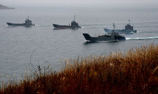 Pacific Fleet Marines Brigade holds exercise
