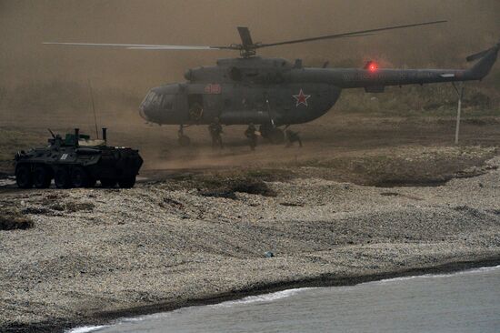 Pacific Fleet Marines Brigade holds exercise