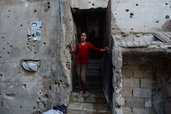 Syrian refugees from Islamic State-held areas