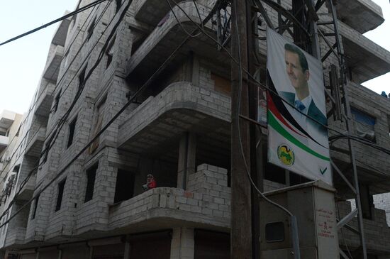 Syrian refugees from Islamic State-held areas