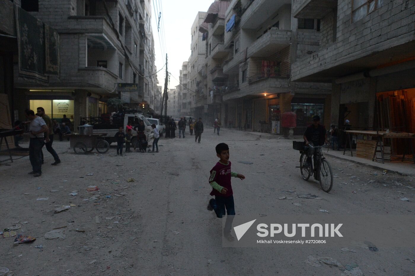 Syrian refugees from Islamic State-held areas