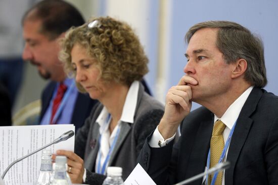 Russian Prime Minister Dmitry Medvedev chairs 29th meeting of Consultative Council on Foreign Investment in Russia