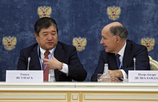 Russian Prime Minister Dmitry Medvedev chairs 29th meeting of Consultative Council on Foreign Investment in Russia