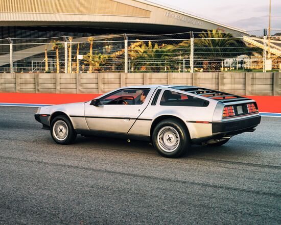 DeLorean DMC-12 at Sochi Racing Track