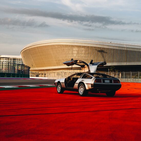 DeLorean DMC-12 at Sochi Racing Track