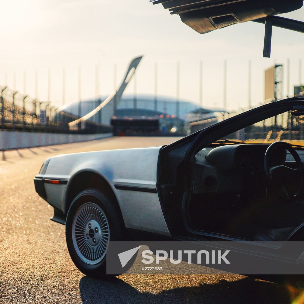 DeLorean DMC-12 at Sochi Racing Track