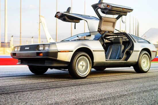 DeLorean DMC-12 at Sochi Racing Track