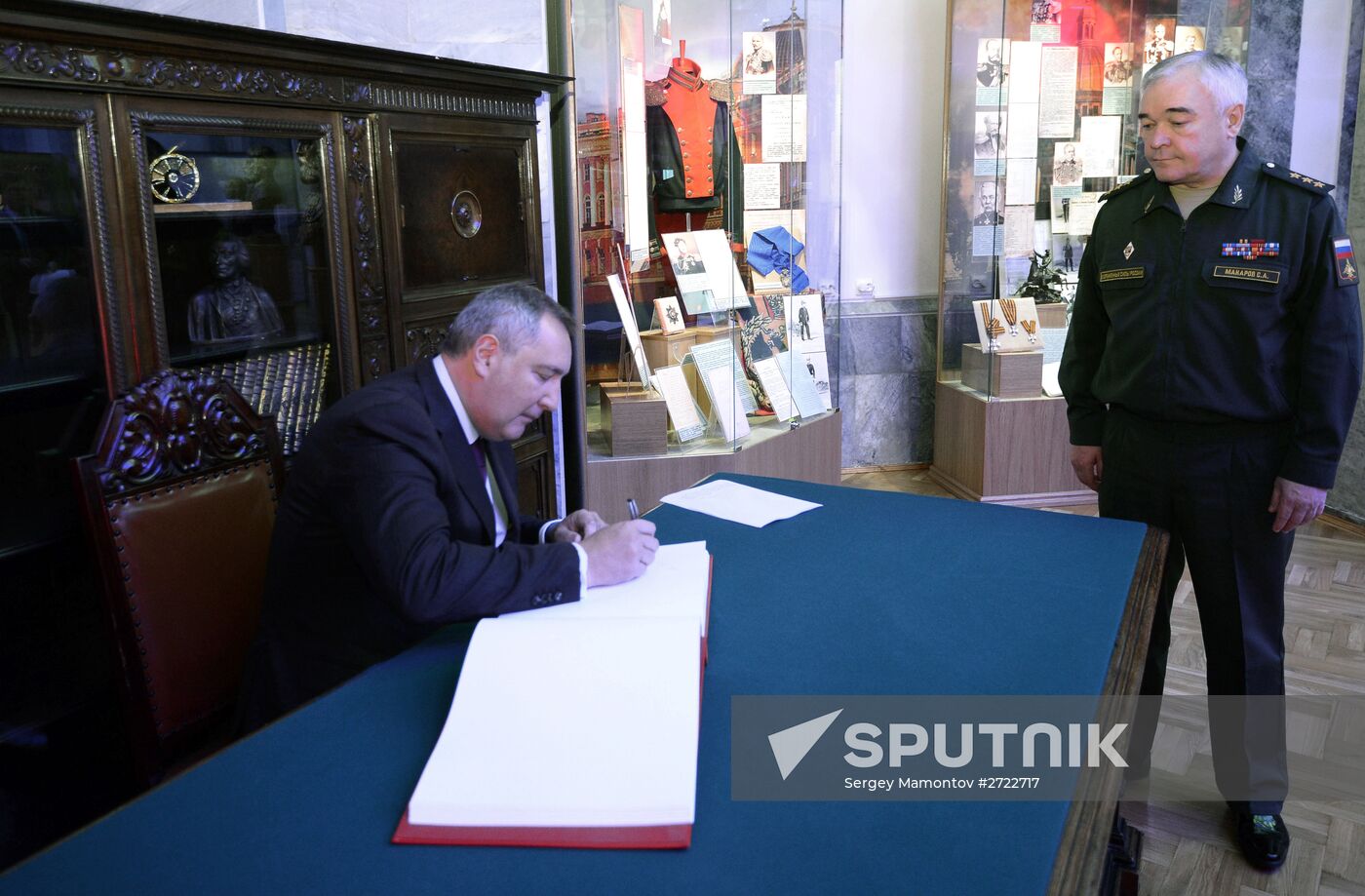 Dmitry Rogozin's visit to Military Academy of Armed Forces General Staff