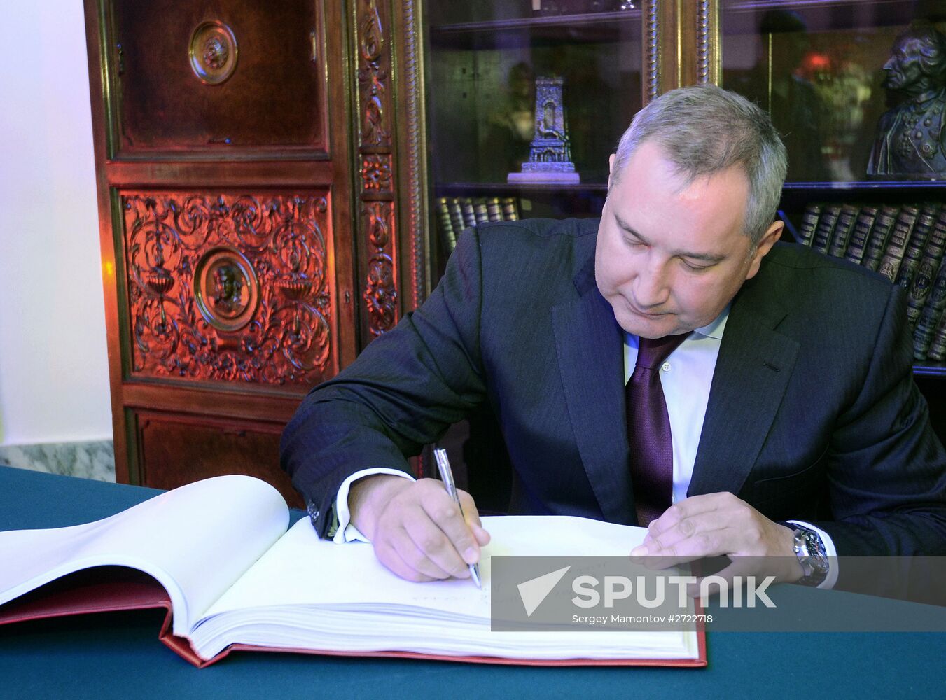Dmitry Rogozin's visit to Military Academy of Armed Forces General Staff