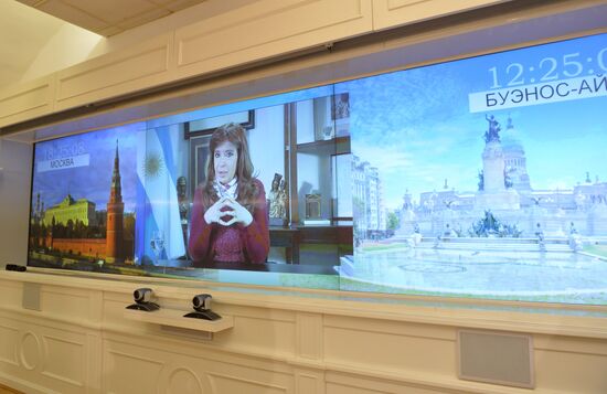 Vladimir Putin holds videoconference with Argentine President Cristina Fernandez de Kirchner