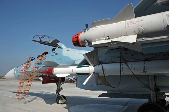 Russian aircract at Hemeimeem Air Base in Syria