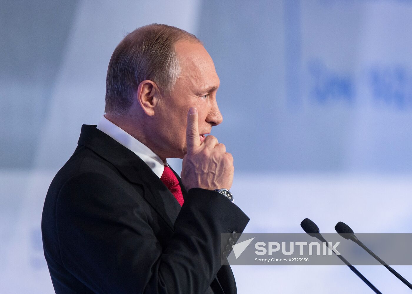 President Vladimir Putin takes part in Valdai discussion club session