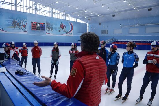 Short track. Russian national team's training session