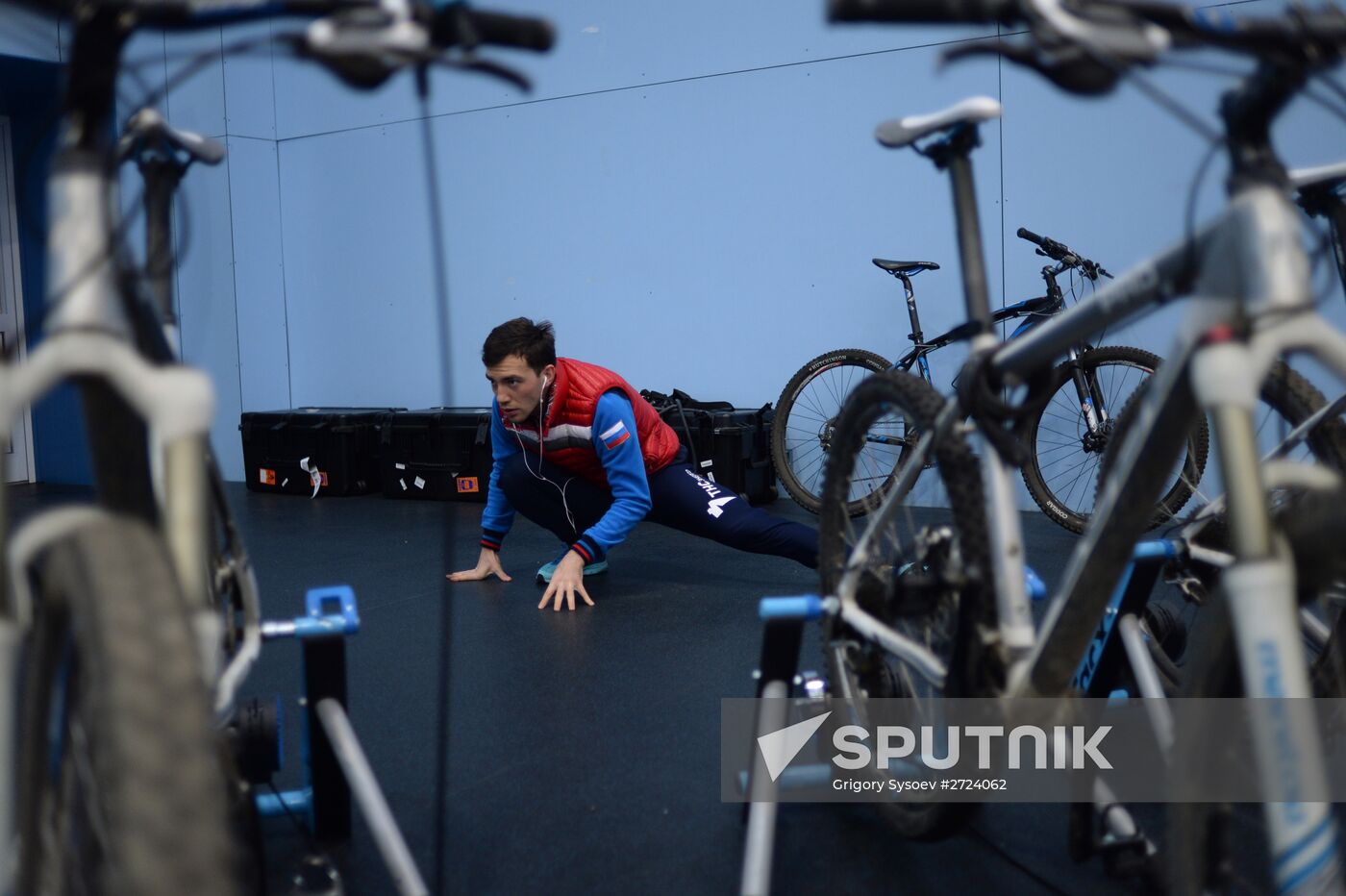 Short track. Russian national team's training session