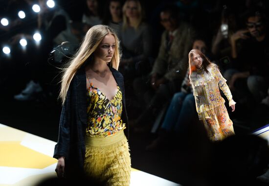 Moscow hosts Mercedes-Benz Fashion Week Russia. Day Two