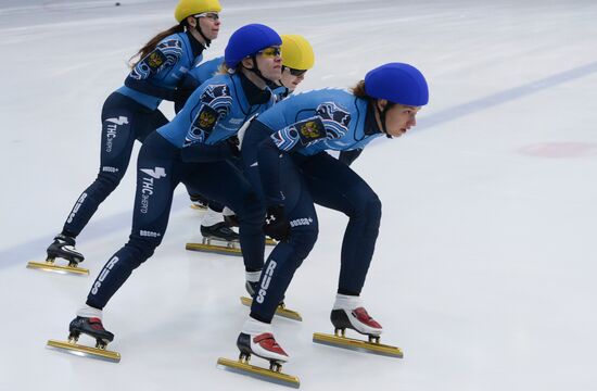 Short track. Russian national team's training session