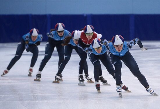 Short track. Russian national team's training session