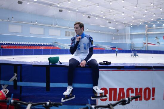 Short track. Russian national team's training session