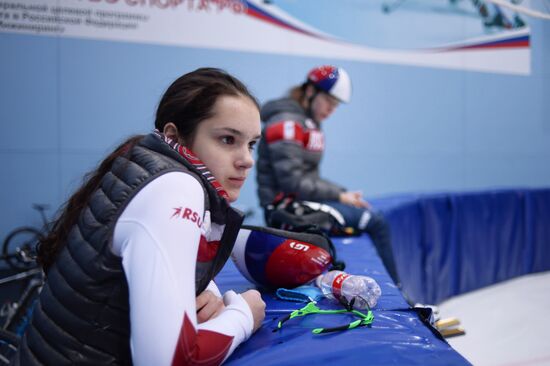 Short track. Russian national team's training session