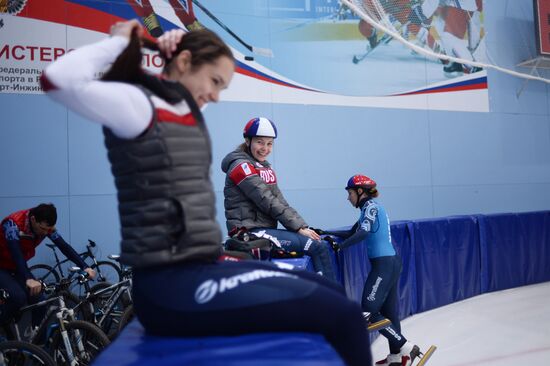 Short track. Russian national team's training session